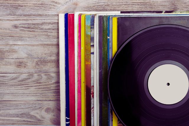 Things to keep in mind before storing vinyl records