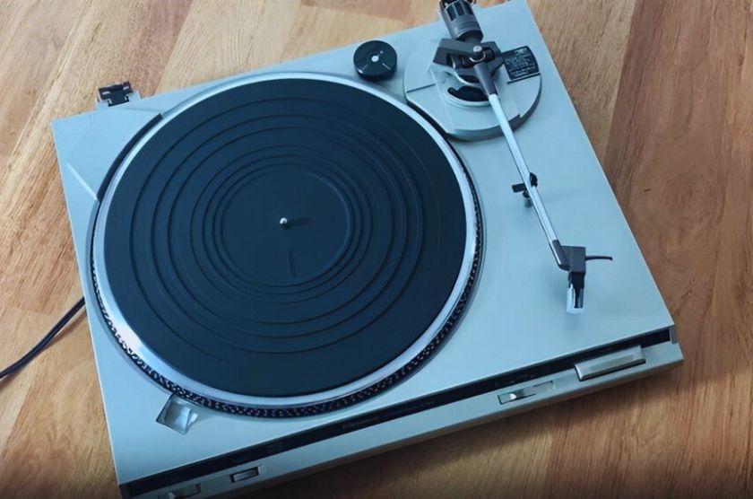 how to easily replace a turntable belt