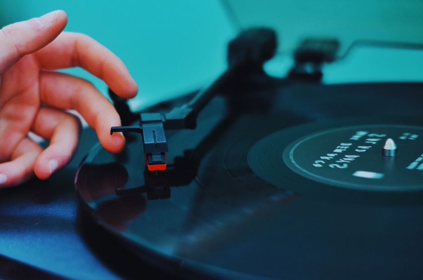 From Setup to Spin How to use a vinyl record player