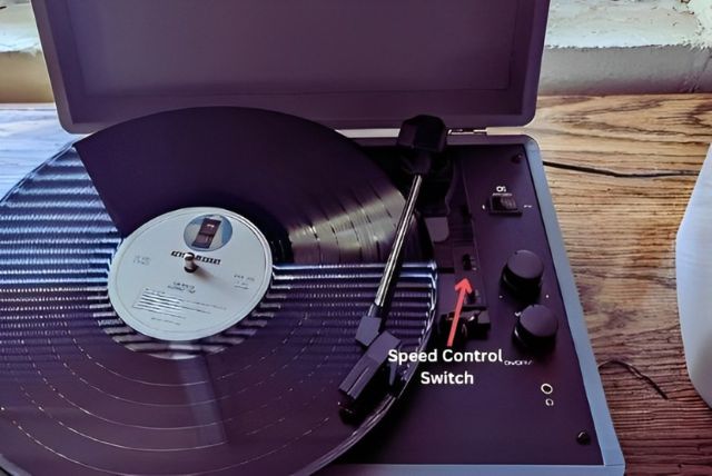 Choose the appropriate speed on Crosley using the speed control switch